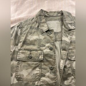 American Eagle Women’s Camo Jacket